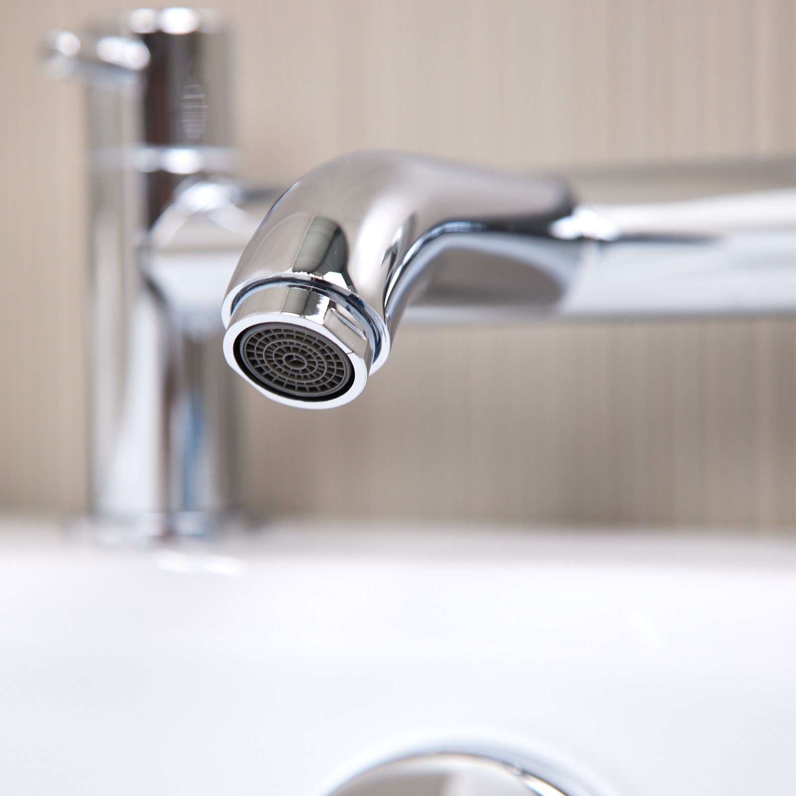 Kumla Chrome Bath Filler 3